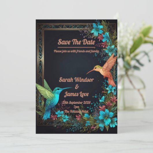 Dark Botanical Hummingbird Theme Einladung (Stehend Vorderseite)