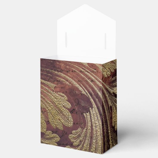 Dark Boudoir Geschenkschachtel (Geöffnet)