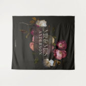 Dark Burgundy Floral Moody Romantic Welcome Sign Wandteppich (Vorderseite (Horizontal))