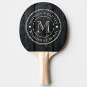 Dark Burnt Wood Wedding Monogram Tischtennis Schläger (Vorderseite)