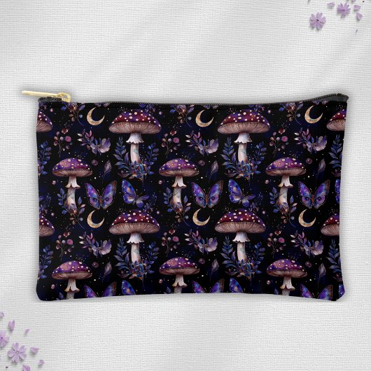 Dark Butterfly Mushroom Floral Witchy Pattern Zubehörtasche