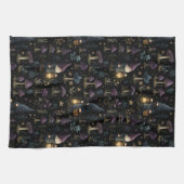 Dark Fantasy Gnome und Mushroom Pattern Geschirrtuch (Horizontal)