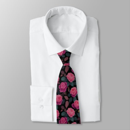 Dark Floral Pink Rose Pattern Krawatte (Gebunden)