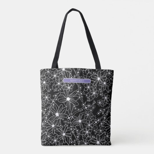 Dark Floral Schwarz-weißes Muster Lila Name Tasche (Rückseite)