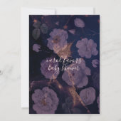 Dark Florals | Dramatisch Lila Blüten | Dusche Einladung (Rückseite)