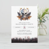 Dark Forest Skull Outdoor Backyard Halloween Party Einladung (Stehend Vorderseite)