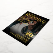 Dark Foto Editorial Magazine Elegante Wedding Gold Folieneinladung (Gedreht)