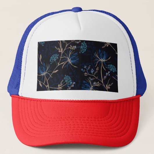 Dark Garden: Monotone Blue Floral Truckerkappe (Vorderseite)