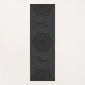 Dark Gray Beautiful Mandala With Custom Name Yogamatte (Vorderseite)