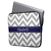 Dark Gray Lg Zickzack Navy Blue Name Monogram Laptopschutzhülle (Vorderseite Links)