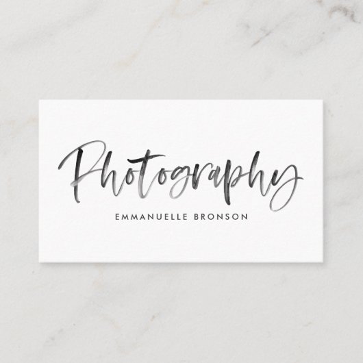 Dark Gray Watercolor Pinselbriefe Fotograf Visitenkarte (Vorderseite)