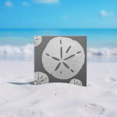 Dark Gray & White Tropical Beach Sand Dollar Fliese