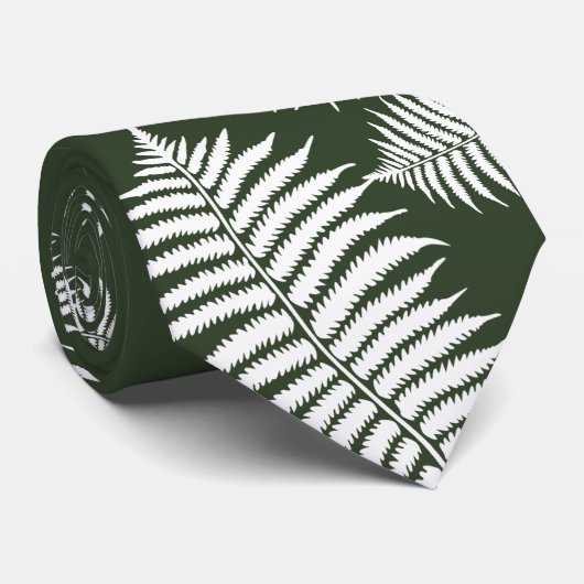 Dark Green and White Fern Design Krawatte (Gerollt)