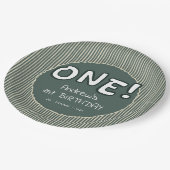 Dark Green Stripes 1st Birthday Pappteller (Schrägansicht)