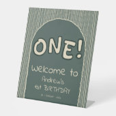 Dark Green Stripes 1st Birthday Welcome Sockelschild (Vorderseite)