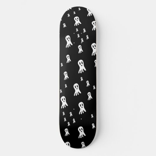 Dark Halloween Ghosts Skateboard (Vorderseite)