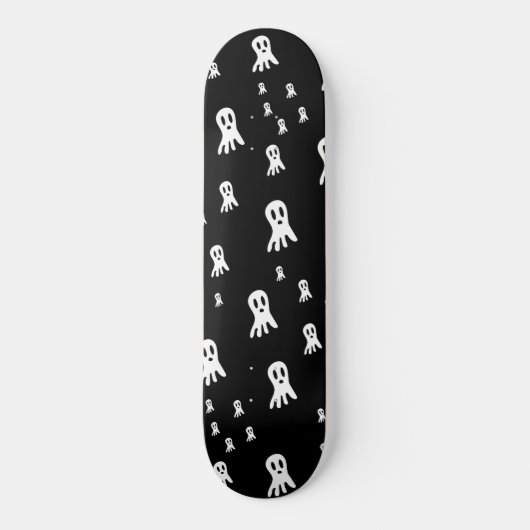 Dark Halloween Ghosts Skateboard (Vorderseite)