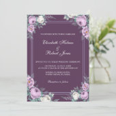 Dark Lila Floral Wedding Einladung (Stehend Vorderseite)