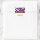 Dark Lila Giraffe Muster Quadratischer Aufkleber (Tasche)