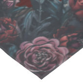 Dark Maroon Mauve Gothic Elegant Wedding Tischdecke (Schrägansicht)