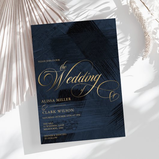 Dark Midnight Blue & Gold Moderne Painterly Weddin Einladung