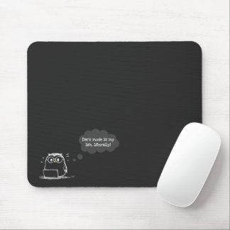 Dark Mode Owl Mousepad für Technikfans