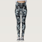Dark Monochrome Ornamental Filigree Mandala Patter Leggings (Vorderseite)