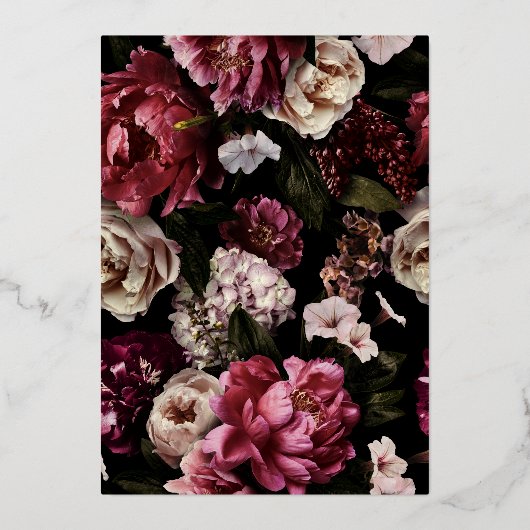 Dark Moody Blush Burgundy Floral Wedding Gold Folieneinladung (Rückseite)