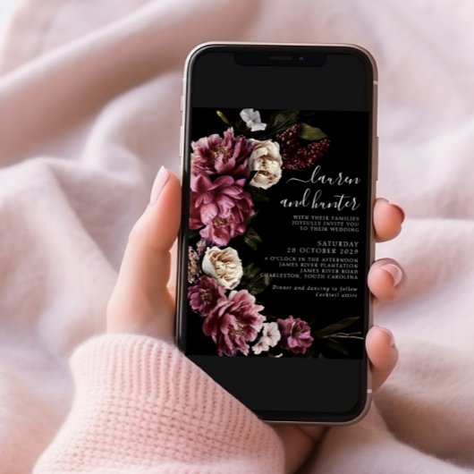 Dark Moody Blush Burgundy Script Blumenhochzeit in Einladung