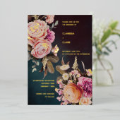 Dark Moody Bold Floral Gold Wedding Folieneinladung (Stehend vorne)