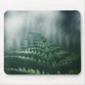 Dark Moody Fern Nature Foto Mousepad (Vorne)