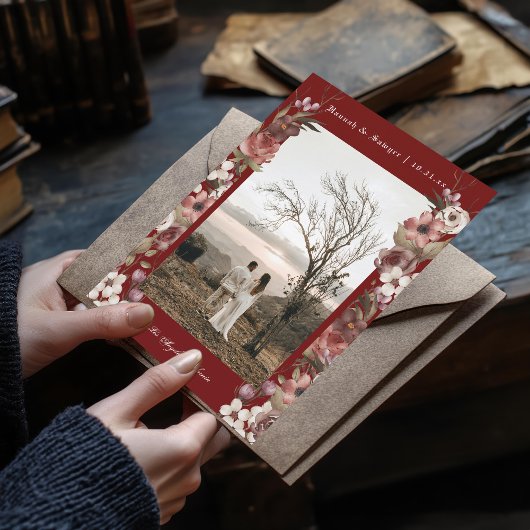 Dark Moody Floral Herbst Foto Save the Date Einladung