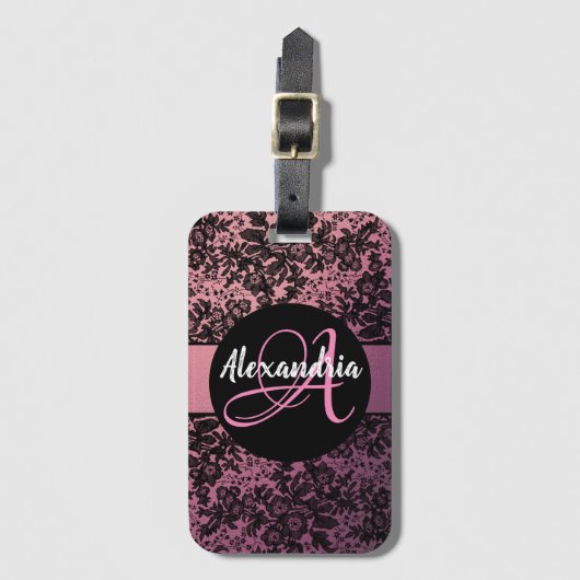 Dark Moody Floral on Pink Monogram Gepäckanhänger (Vorderseite Vertikal)