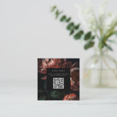 Dark Moody Florals Wedding RSVP QR Code Begleitkarte (Stehend Vorderseite)