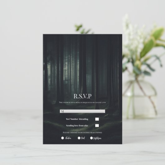 Dark Moody Forest Trees bei Twilight Wedding RSVP Einladung (Stehend Vorderseite)
