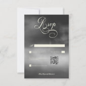 Dark Moody Midnight Black Fog Wedding QR Code RSVP Karte (Vorderseite)