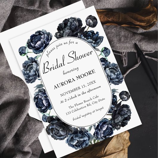 Dark Moody Romantic Blue Floral Wedding Einladung