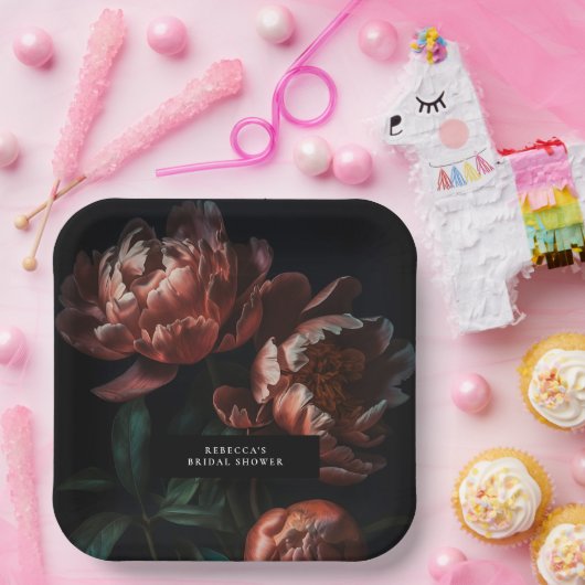 Dark Moody Romantic Florals Brautparty Pappteller (Party)