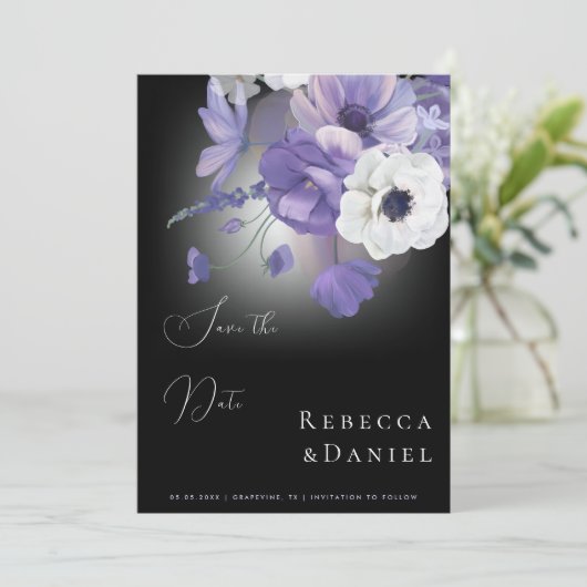 Dark Moody Romantic Lilac Lavender Floral Wedding Einladung (Stehend Vorderseite)