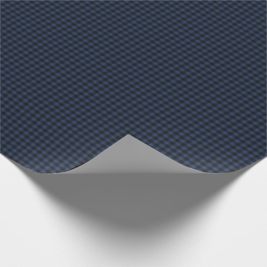 Dark Navy Blue and Black Gingham Plaid Checkered Geschenkpapier (Ecke)