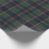 Dark Navy Blue Red Green Plaid Pattern Holiday Geschenkpapier (Ecke)
