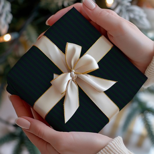 Dark Navy & Green Striped Geschenkpapier