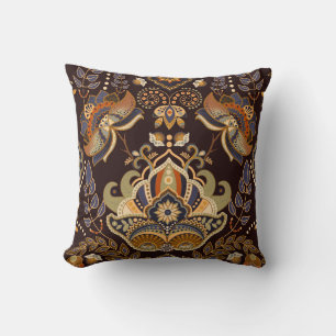 Dark Paisley: Floral Indian Seamless. Kissen