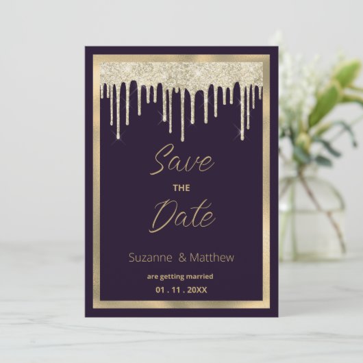 Dark purple gold luxury glitter drip Save the Date Einladung (Stehend Vorderseite)