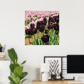 Dark Purple & Pink Tulips Poster (Heimbüro)