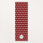Dark red and white polka dots pattern Monogram Yogamatte (Vorderseite)