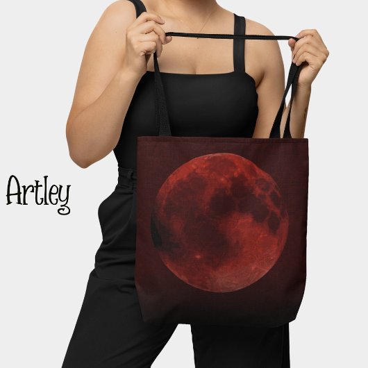 Dark Red Blood Moon Graphic Tasche
