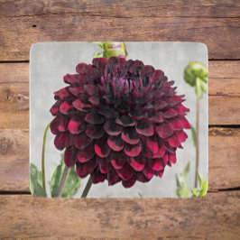Dark Red Dahlia Bloom Floral Schneidebrett