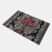 Dark Red Floral Patterns AI Art Fußmatte (Schrägansicht)
