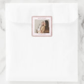 Dark Red Gingham Plaid Custom Photo Greeting Quadratischer Aufkleber (Tasche)